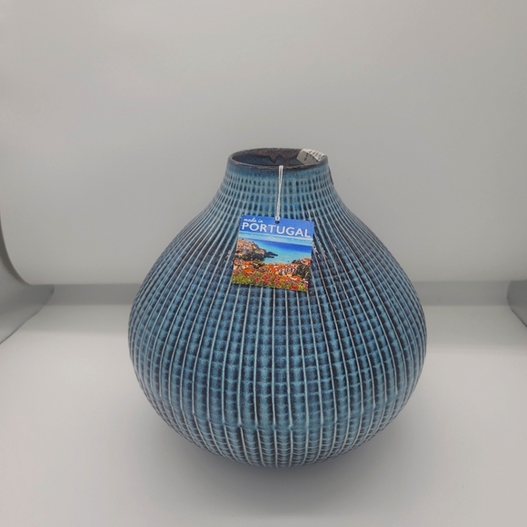 Blue Vase - Picture 3 of 3